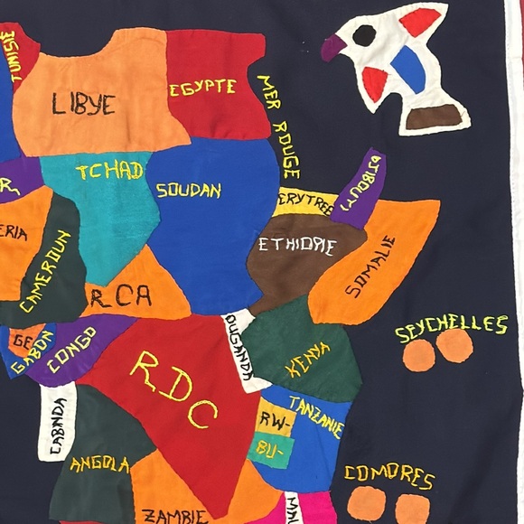 African Patchwork Map Wall Tapestry - Picture 5 of 17